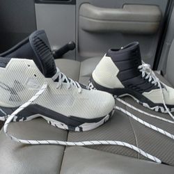Under Armor Shoes 