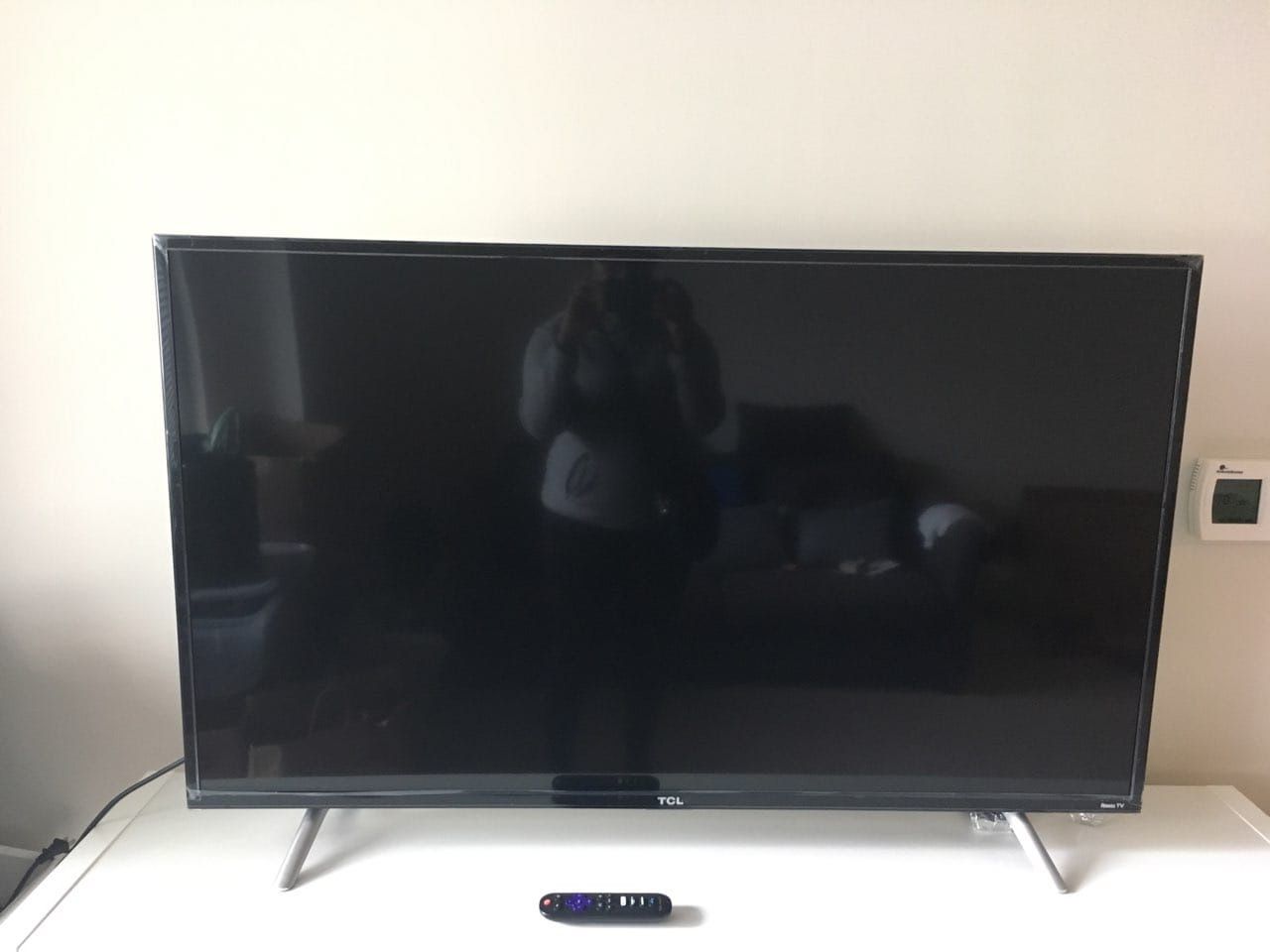 Tcl Ruku 49- inch Smart Tv