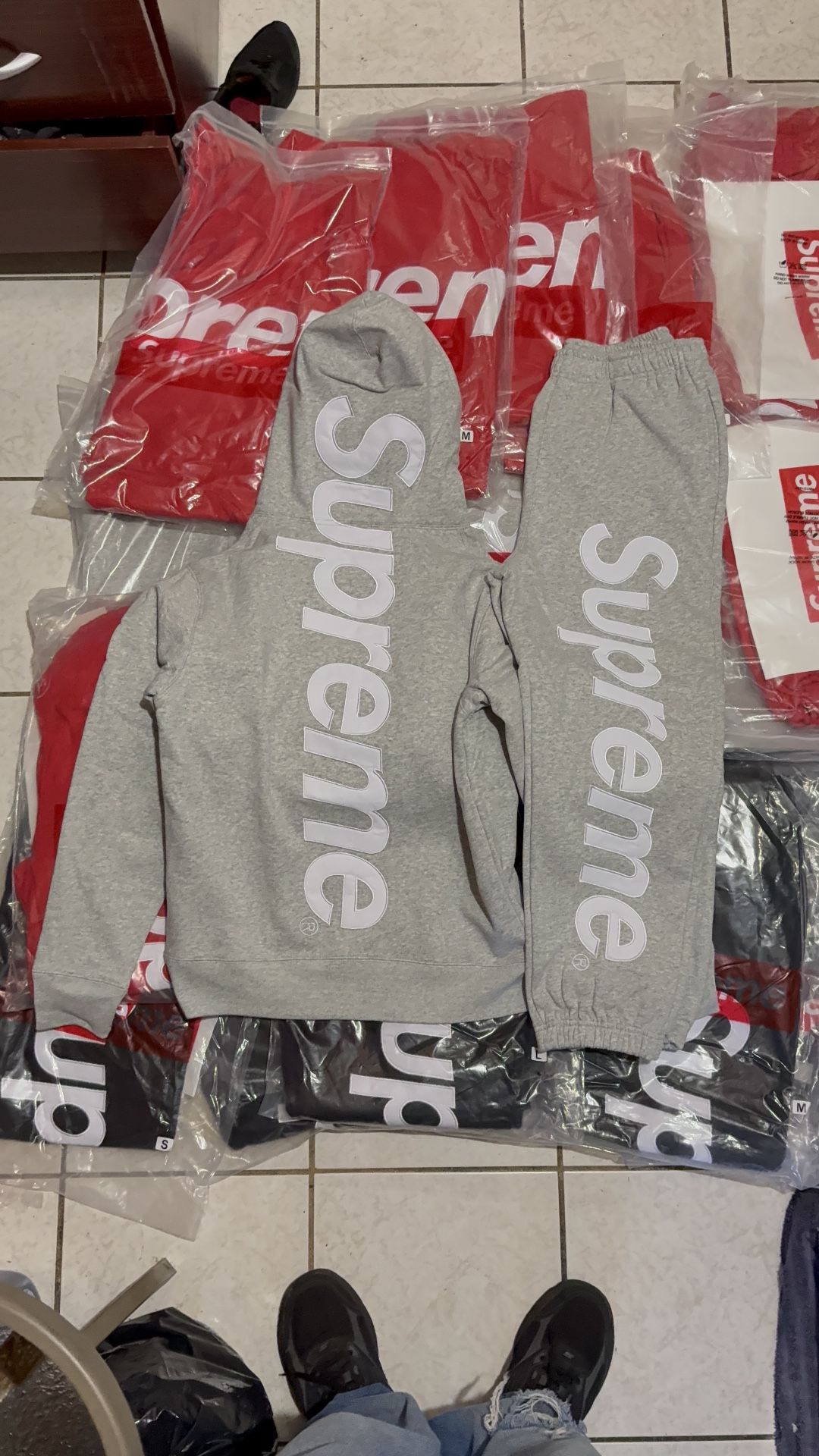 Grey Supreme Hoodies Sets
