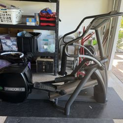 Precor EFX 546 (EFX546) Elliptical 