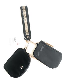 Lululemon Duel Pouch Wristlet 