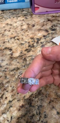 Silver and diamond solitaire ring size 6