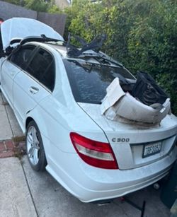 Mercedes benz C300 4matic parts