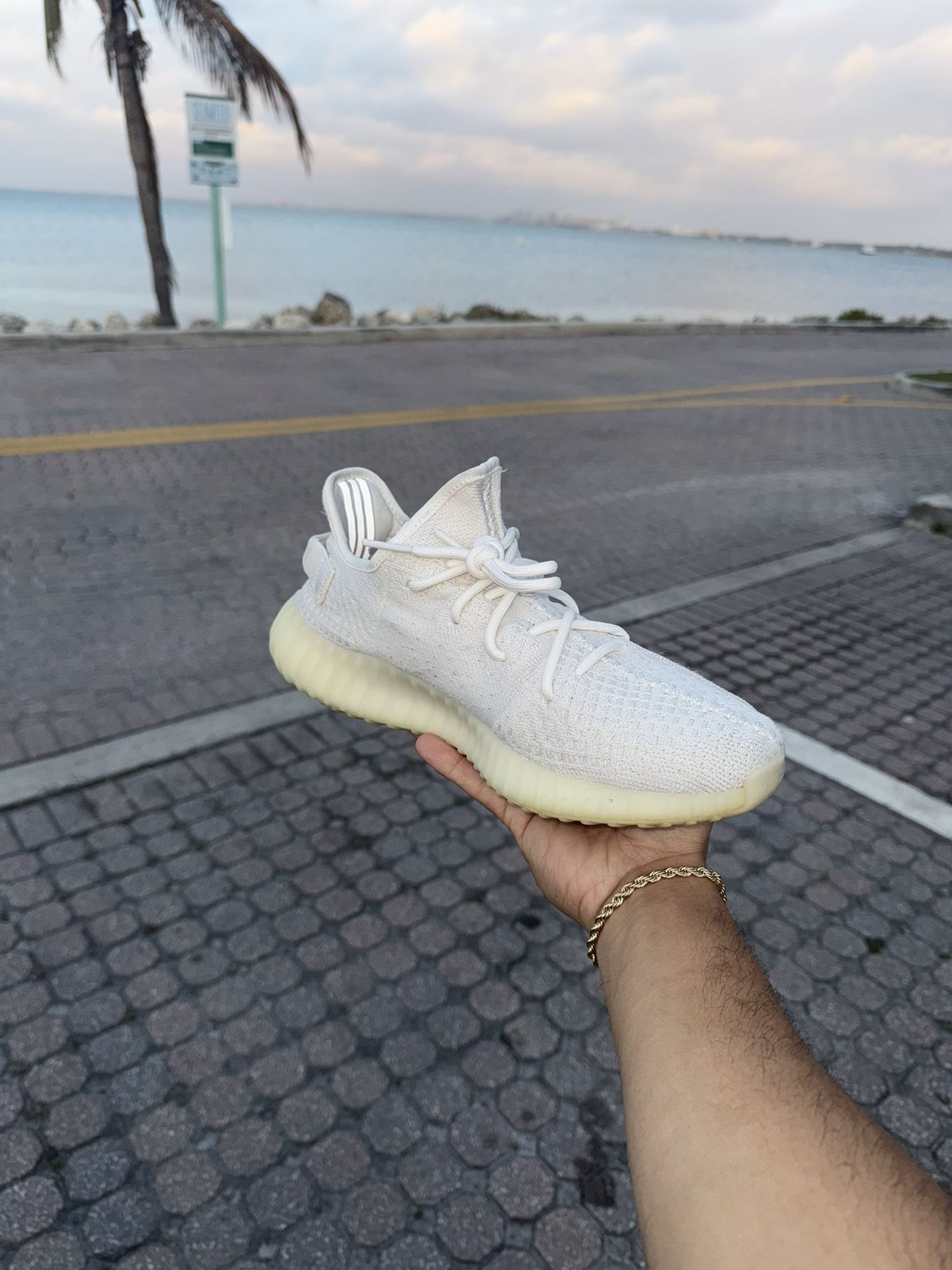 Yeezy Boost 350 V2 'Bone' – Size White Used