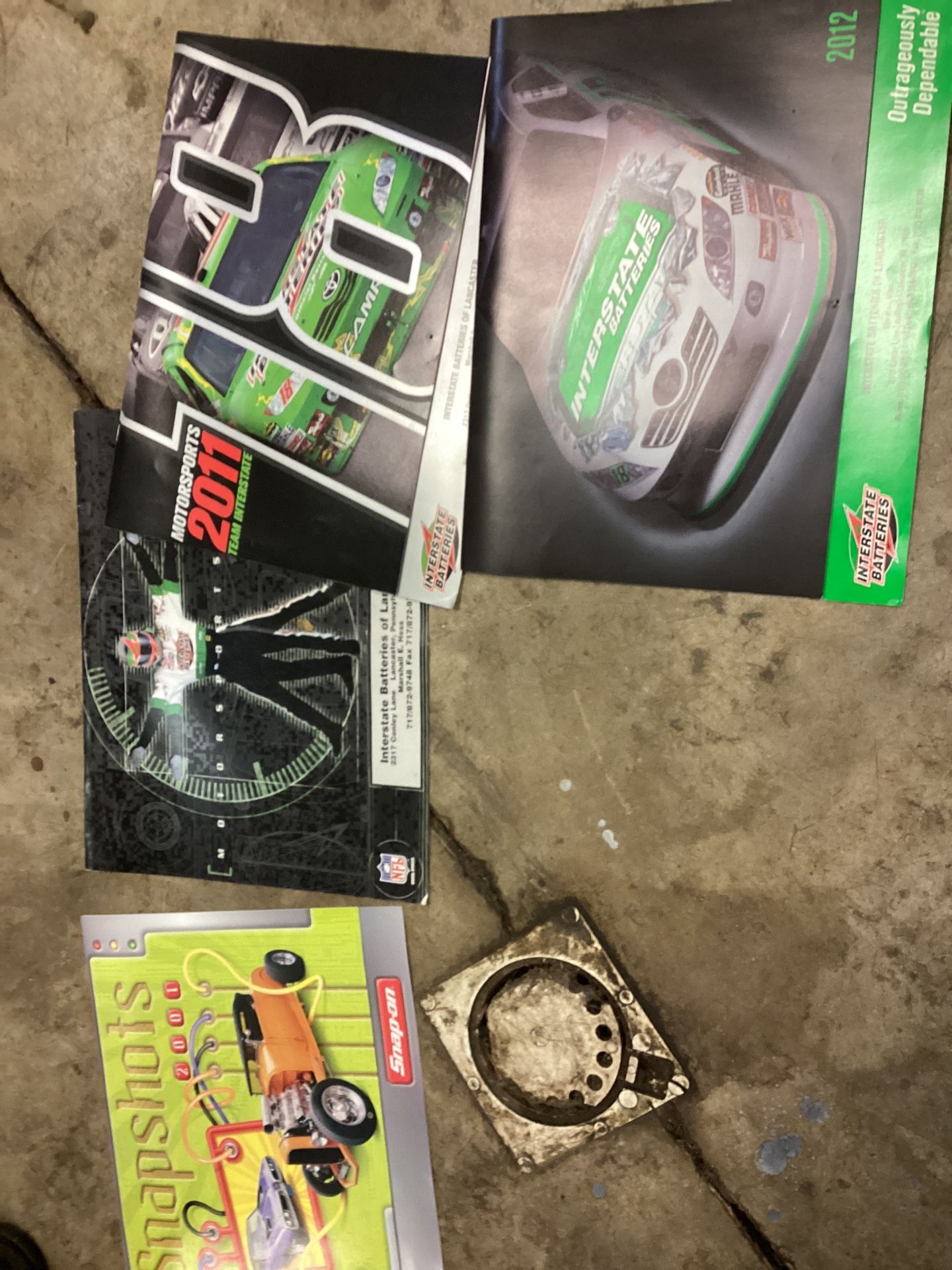 Automobile Banners/Calendars/Tire Covers