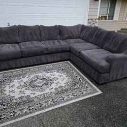 Gray Sectional Delivery Available 🚚