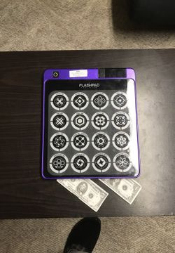 Touchscreen electronic game