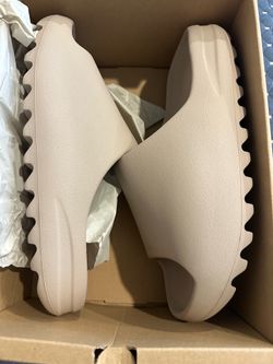 Adidas Yeezy Slide “pure” (restock pair)
