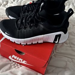 Nike Metcon 6- Women 7.5