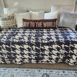 Trundle Bed