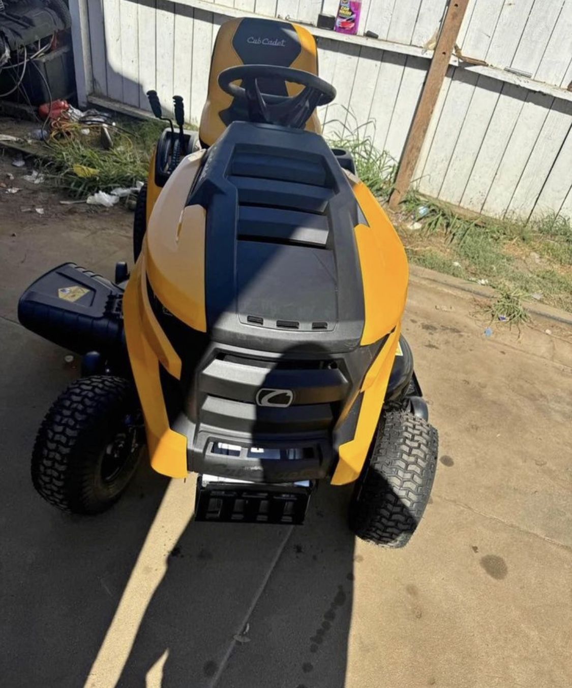 Cub Cadet XT1 Enduro LT 46 22 HP V Twin Kohler 7000 Series - Main Image