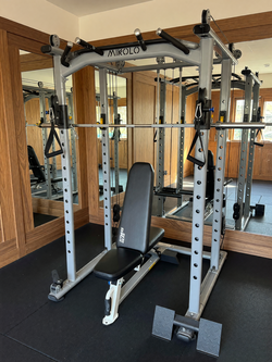 Mikolo Power Cage in good condition
