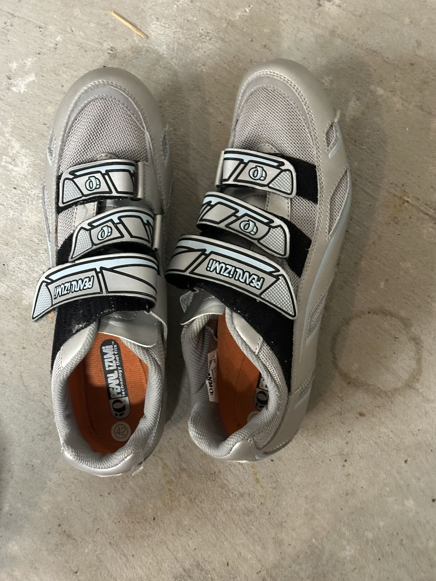 Pearl izumi cycling shoe Without Clip