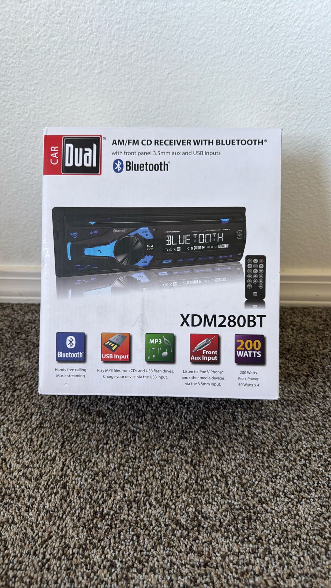 AM/FM CD RECEIVER WITH BLURTOOTH