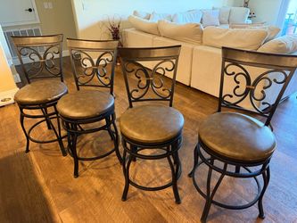 4 barstools