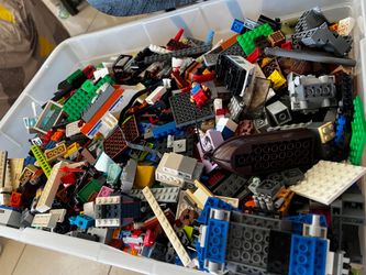 bulk lot of mixed, LEGO pieces, likely weighing several pounds.