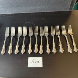12 Vintage International DeepSilver Floral Salad Forks Silver Plated Flatware