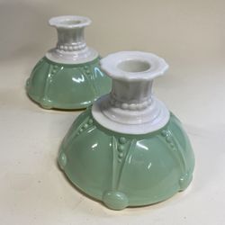 Vintage Anchor Hocking Uranium Glass Oyster And Pearl Candlesticks