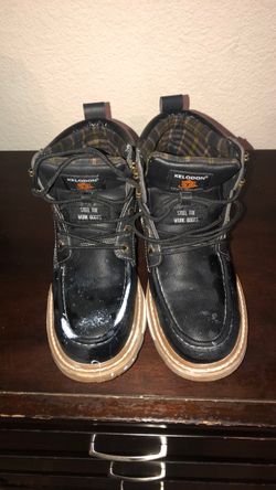 Steal toe shoes
