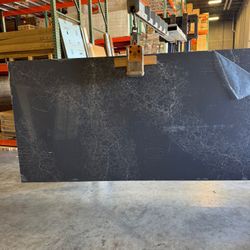 Premium Quartz Slabs – Elegant Calacatta Style & More Available