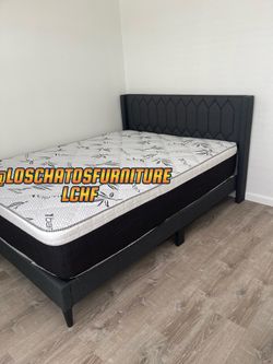 Queen size bed frame and mattress
