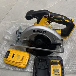 DCS566 61/2 Circle Saw 