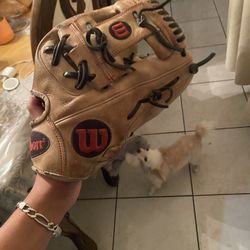 Wilson A2000 Glove 