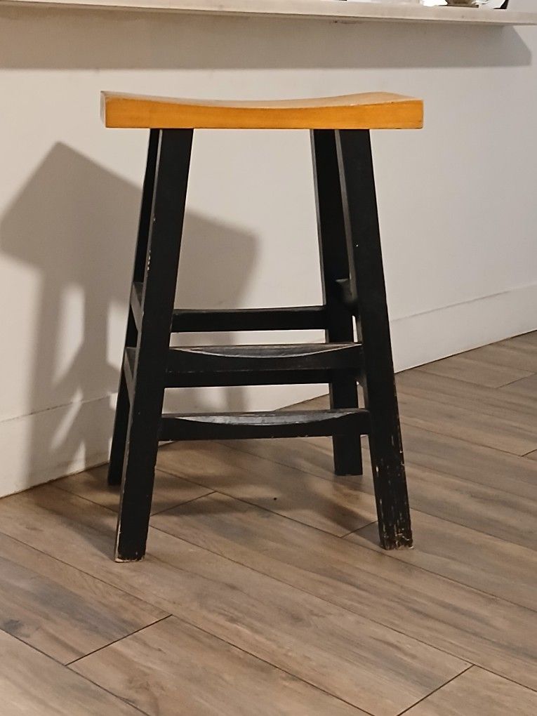 Bar Stool / Chair