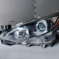 2014 2015 2016 Mazda 3 Left Driver Side Halogen Headlight Oem