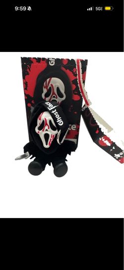 BLOODY - Culturefly Ghost Face Mystery Vinyl Plush Bag Clip