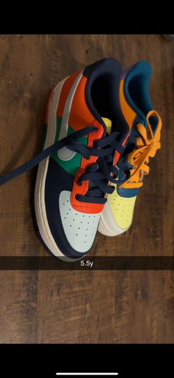Size 5.5 Y Kids Nike
