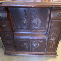  Sewing Machine and Cabinet 