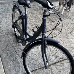 3 bikes! 2 adult beezer + 1 kids electra