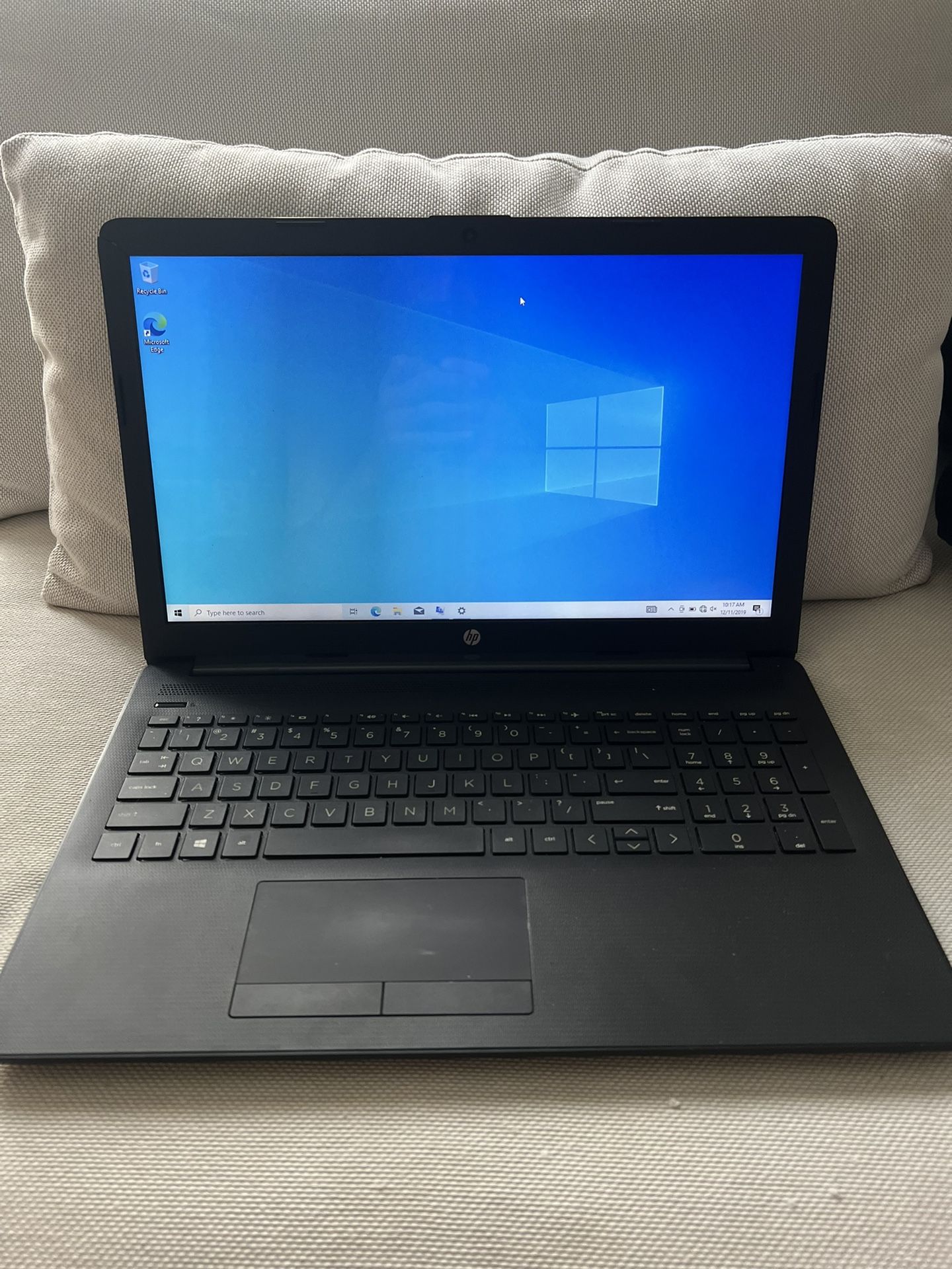 HP 15.6” Laptop 1 TB Storage Radeon Graphics