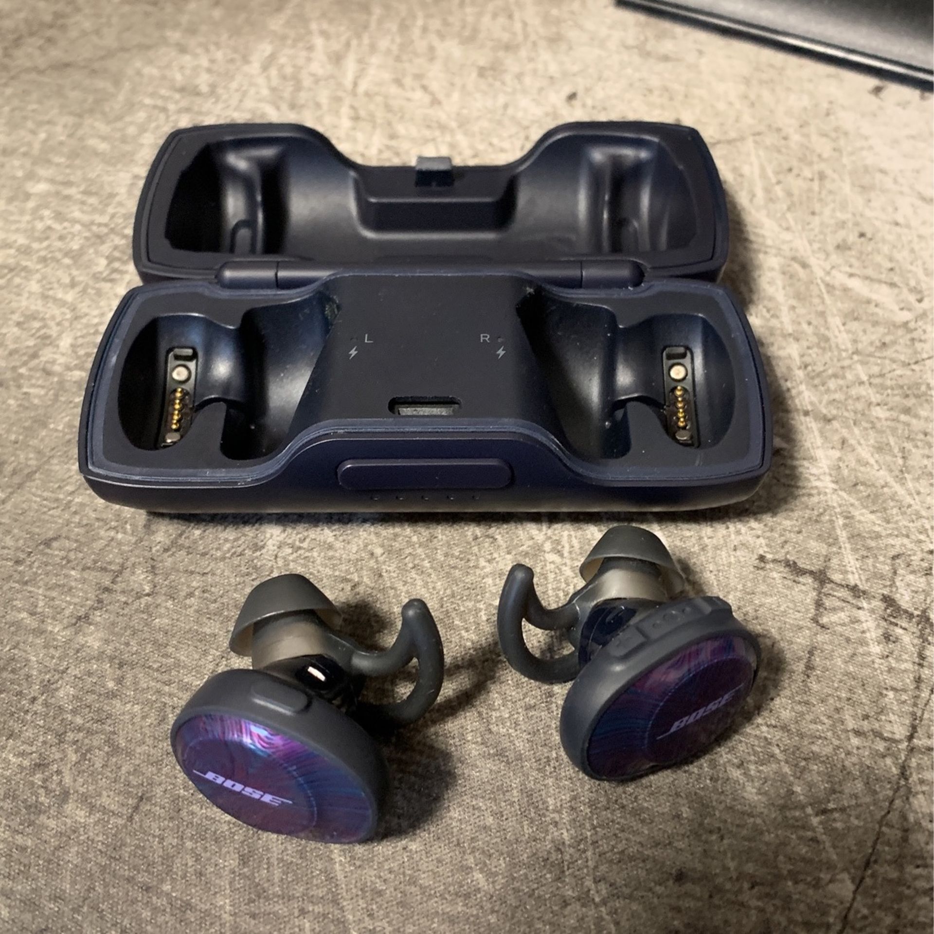 Bose Soundsport Free Ultraviolet Bluetooth Earbuds