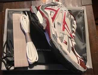 Balenciaga runners (Read Desc)