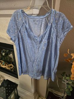 New Directions Light Blue Crochet Sleeve Women's Tee SZ.M. 100% Cotton