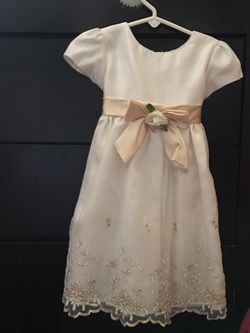 Girls dress