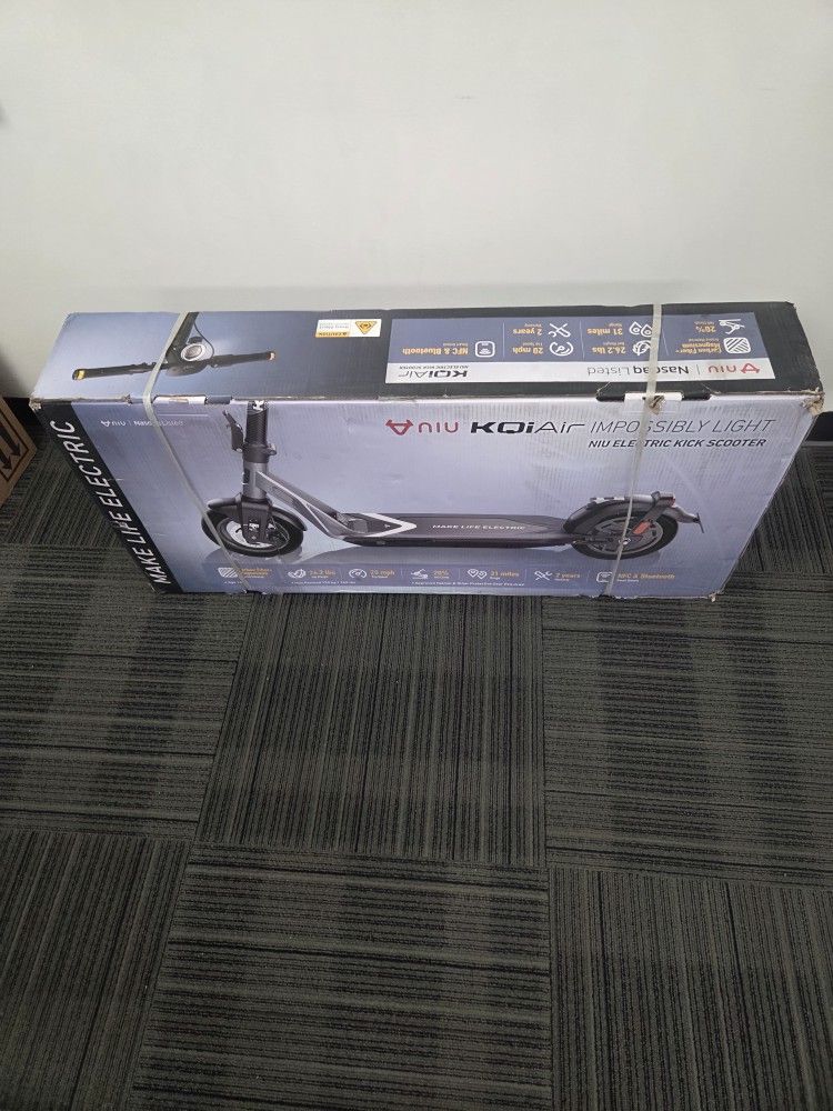 Niu KQI AIR carbon Fiber Electric Scooter