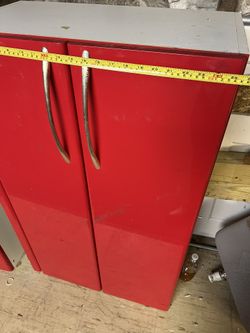 Kitchen Cabinet