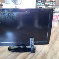32 Inches Vizio Led Tv With Remote