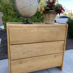 Solid Wood Dresser Chest Furniture 