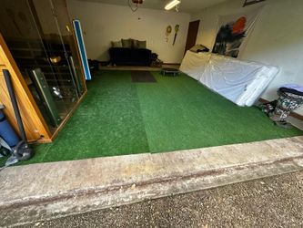 Green Artificial Turf - Garage / Patio Flooring