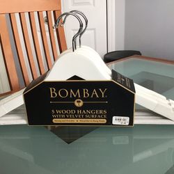 NEW~Bombay 5 Wood Hangers~Velvet Surface Strong~durable hangers with wood bar to hang pants Pick up Four Mile Cove Parkway behind Walmart on Del Prado