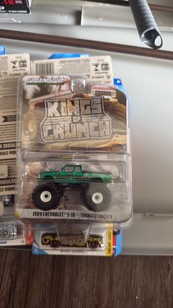 CHASE CAR Green Machine - 1970 Chevy K-10 Monster Truck, USA-1 - Greenlight 49020B/48 - 1/64 Scale Diecast Model Toy Car
