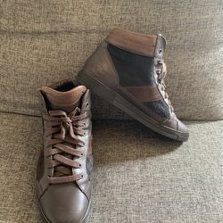 Salvatore Ferragamo Calf Skin and brown leather sneakers Men US size 7.5