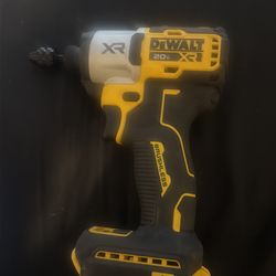 Dewalt 20v max brushless impact