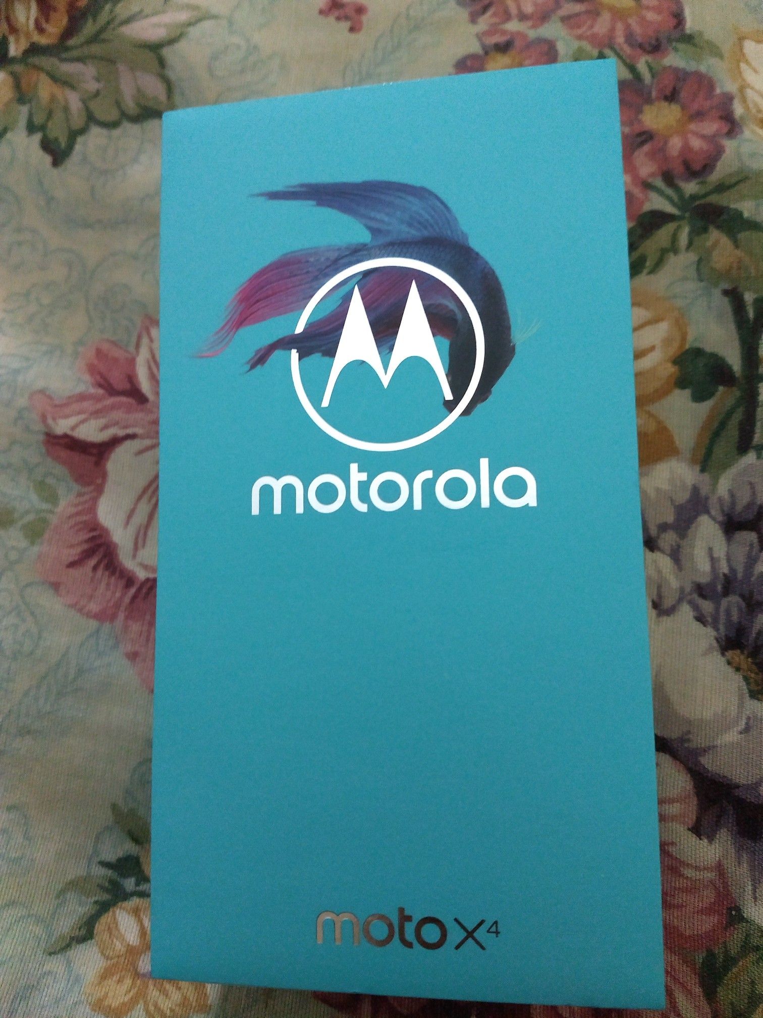 Brand new Moto x4 unlocked