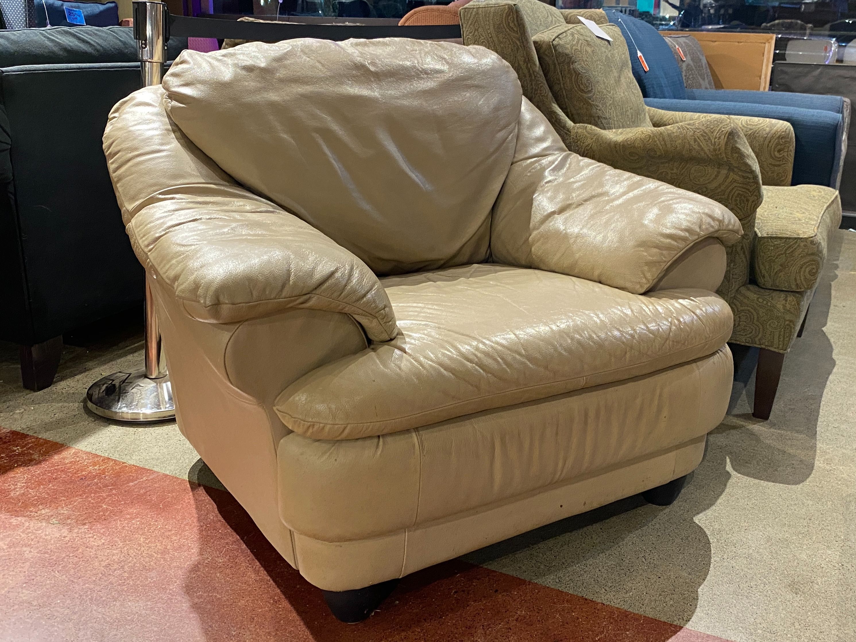 Low Off-White/Grey Armchair