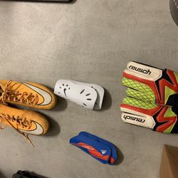 Goalie soccer gear Cleats size 12 Adult